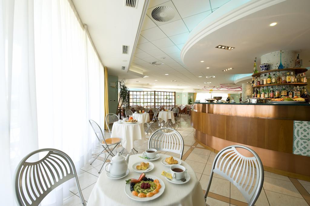 Hotel Miramare Pescara Extérieur photo