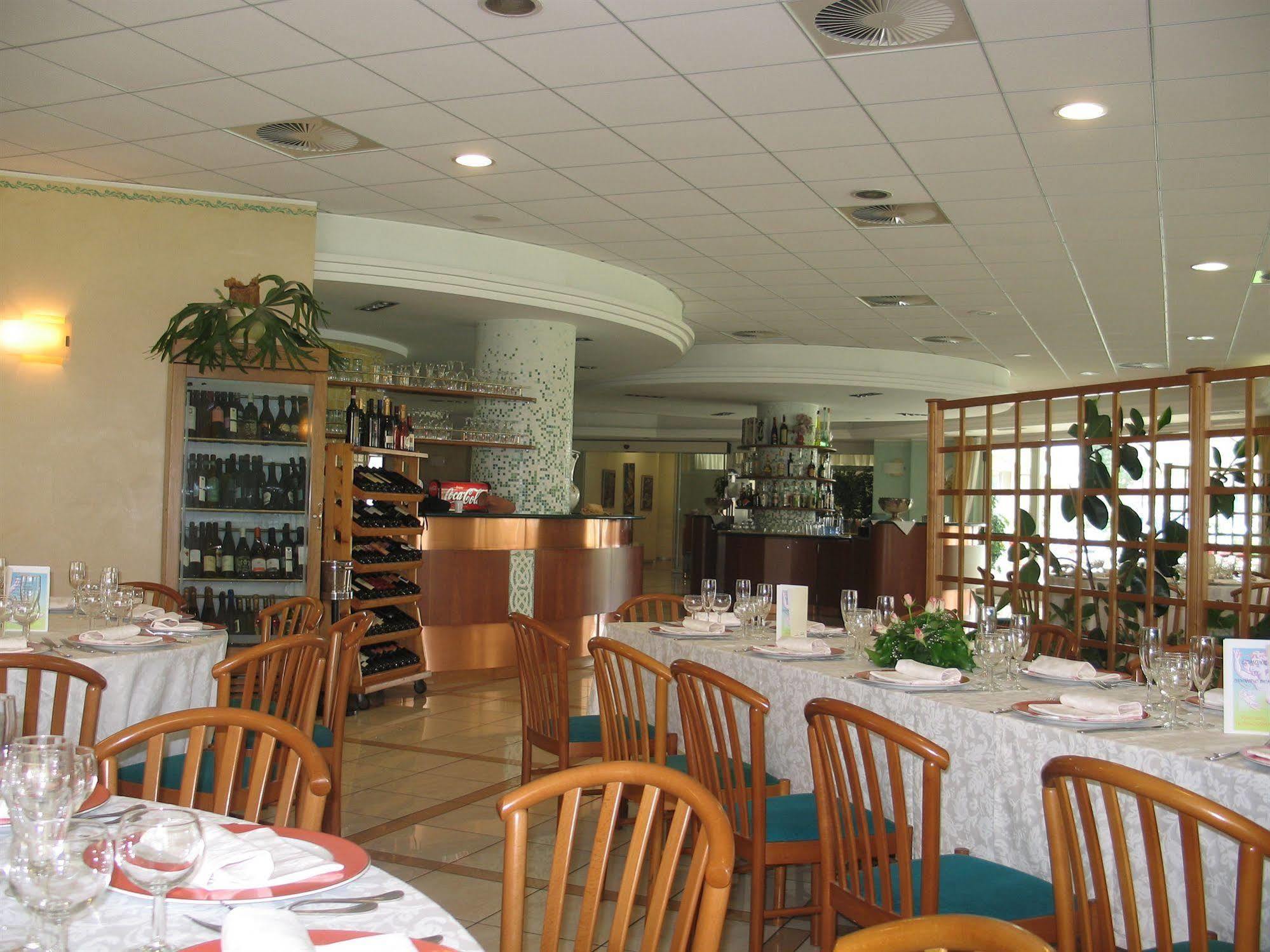 Hotel Miramare Pescara Extérieur photo