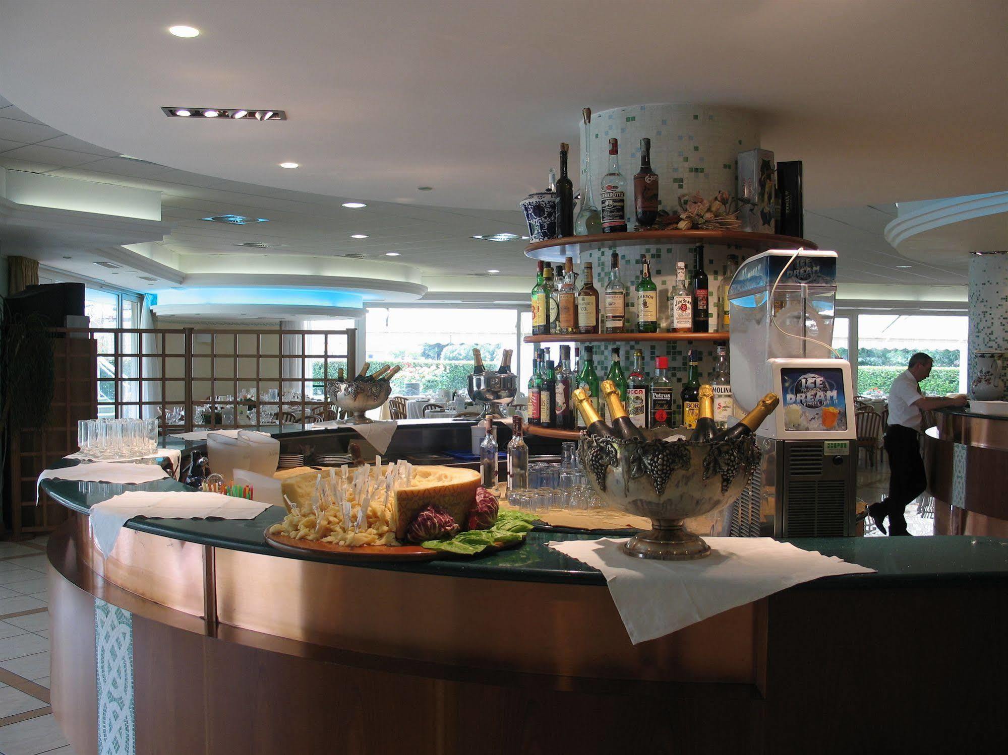 Hotel Miramare Pescara Extérieur photo